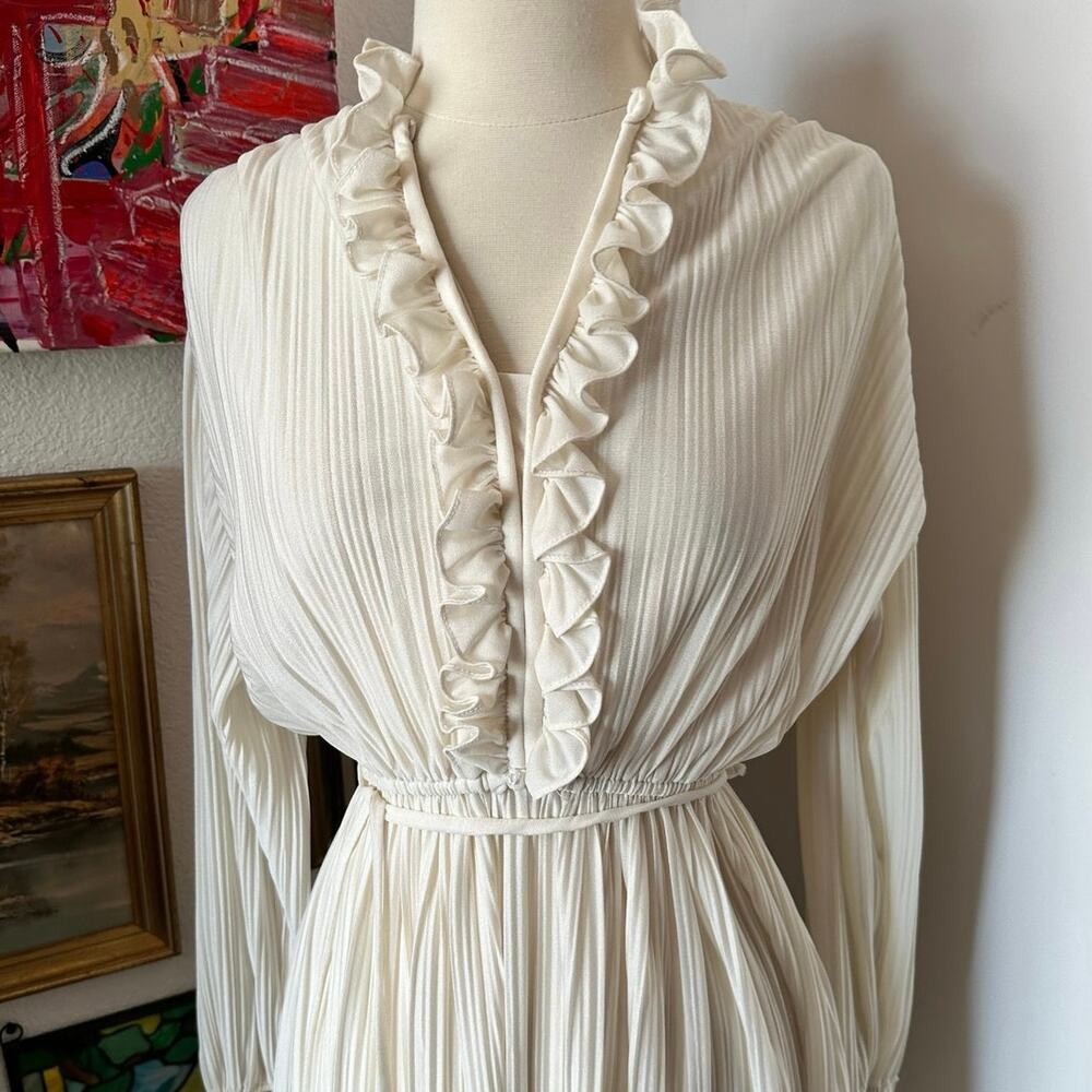 hal ferman cream long sleeve see through v neck dress - Picture 2 of 3